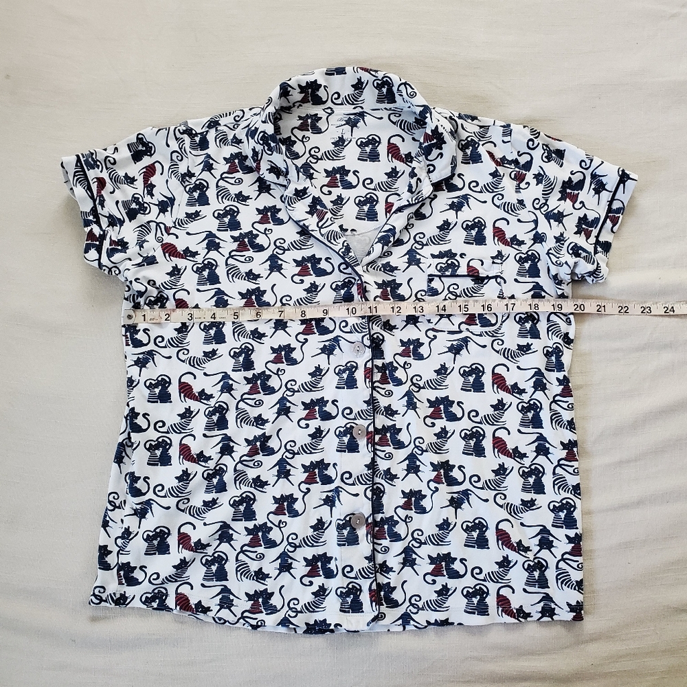Roller Rabbit Patterned Short Sleeve Button-Up Pa… - image 5